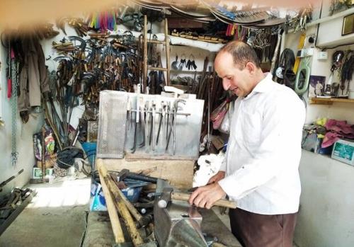 هنر چلنگری دهاقان رو به نابودی