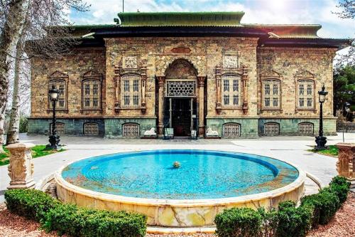 كاخ موزه ها و محوطه های تاریخی ۱۳ فروردین تعطیل می باشد
