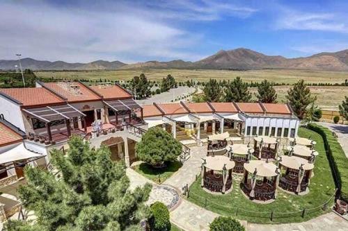 صنعت گردشگری در دام اقتصاد دستوری