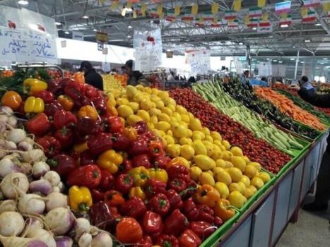 کاهش قیمت ۲۵ محصول پرمصرف در میادین میوه و تره بار تهران