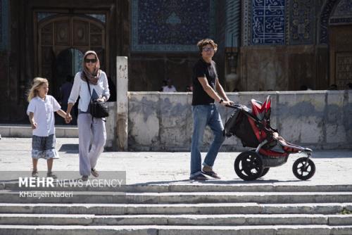 مشکل ورود موقت و تردد وسایل نقلیه توریستهای خارجی رفع شد