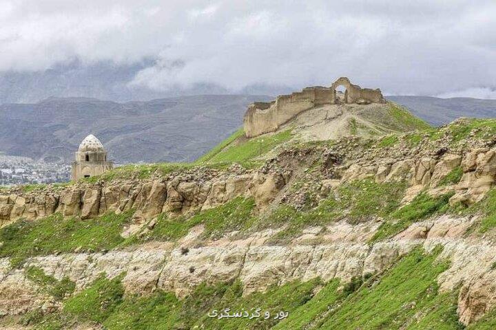 اژدهای خفته در قلعه و آرامگاهی برای ننه نادرشاه