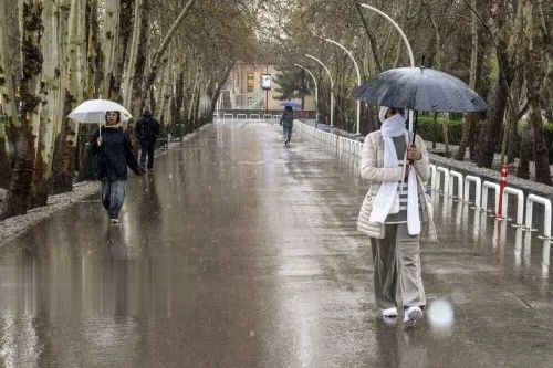 آسمان تهران ۵ روز بارانی می شود