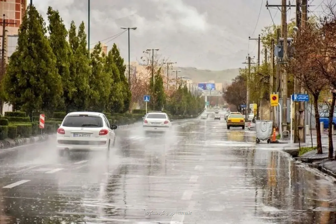 هرمزگان با افزایش ۷۶ و هفت دهم درصدی و تهران با کاهش ۳۹ درصدی بارش ها، پربارش ترین و کم بارندگی ترین استان ها هستند