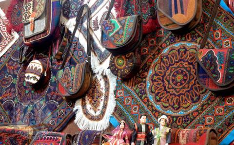 قطب صنایع دستی پایتخت در اراضی عباس آباد راه اندازی می شود
